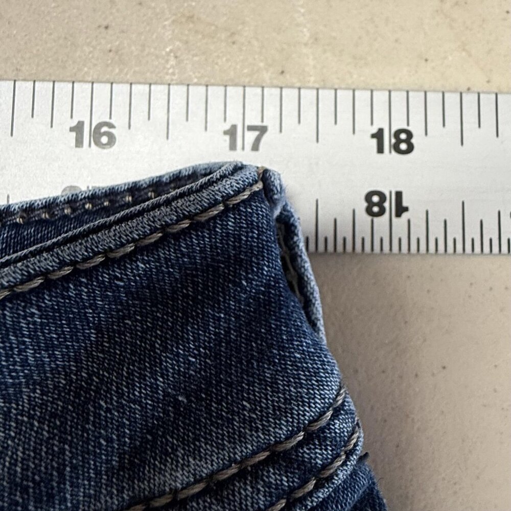 Seven7 Embroidered Jean Shorts Womens 12 Blue‎ Boho Denim Pockets Stretch - Picture 4 of 10